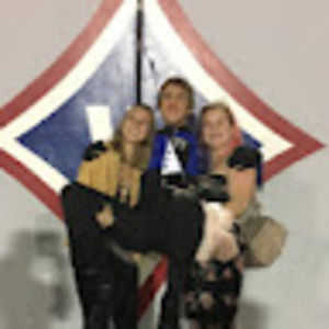 Meet your Posher, Violet